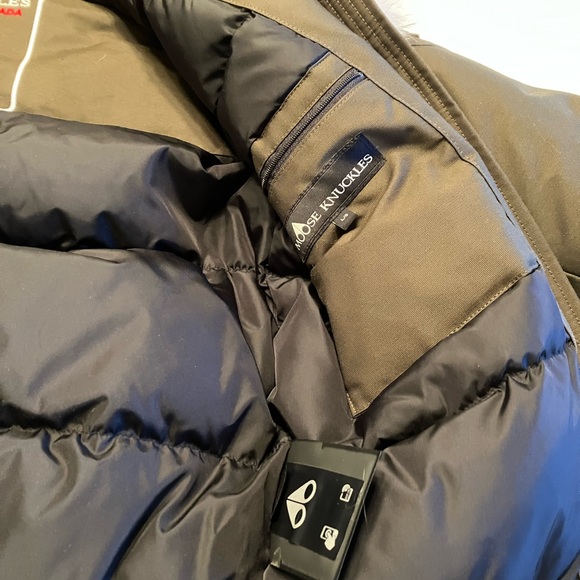 Moose knuckle ORIGINAL DEBBIE BOMBER FUR size L - Picture 3 of 7